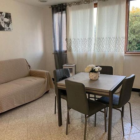 Appartamento Sulla Piazza 90 M Dal Mare Anzio Exteriör bild